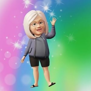 Meet your Posher, Debbie